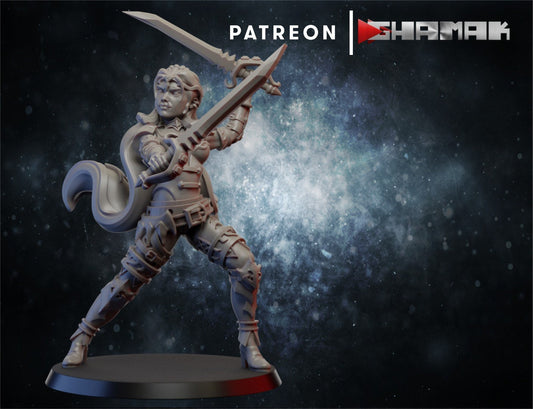 Shipwrecked Pirate Vampire Female w/ 2 Swords - Ghamak - 3D Printed 28mm